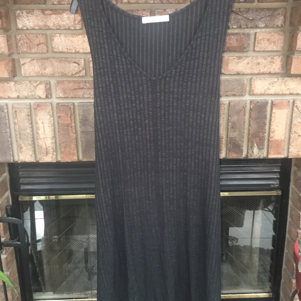 Black sheath dress with corset detail - Picture 5 of 8